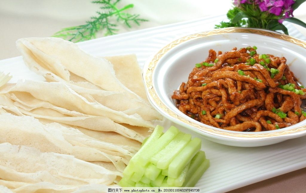 京酱肉丝卷饼图片