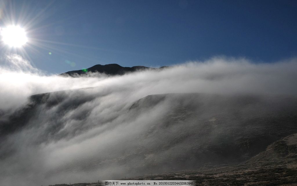 海子山云海 太阳 高原 雪域 藏区 山水风景 自然景观 摄影